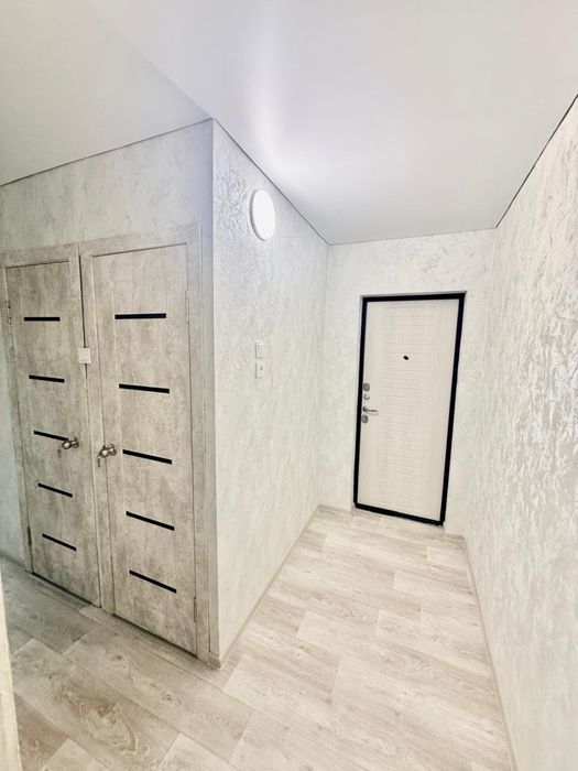 Продам квартиру Ломоносова 43/1