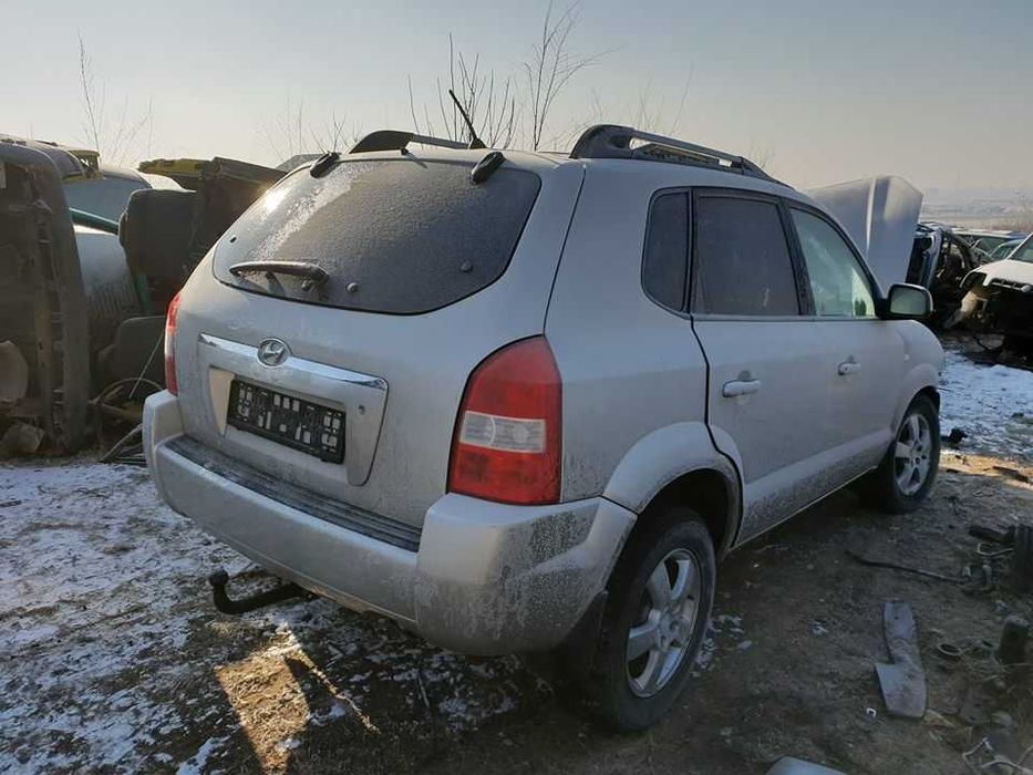 Dezmembrez Hyundai Santa Fe 1 și 2 , Tucson , Matrix , Accent