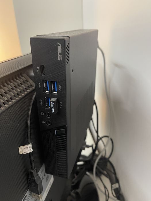 Настолен компютьр ASUS MINI PC PB40-BC063MC