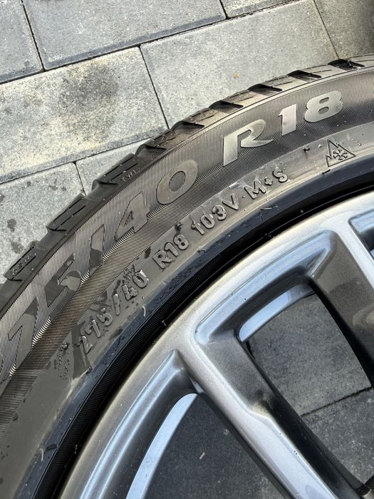 Jante originale BMW seria 5 (G30,G31) R18 M664 Anvelope iarnă