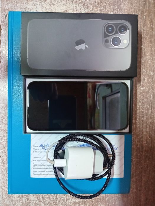 Продам iPhone 13 Pro