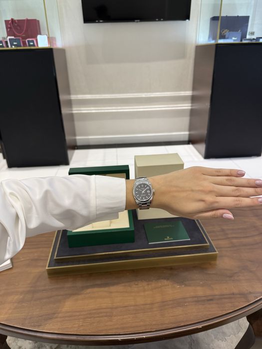 Rolex Oyster Perpetual Date 34 mm steel