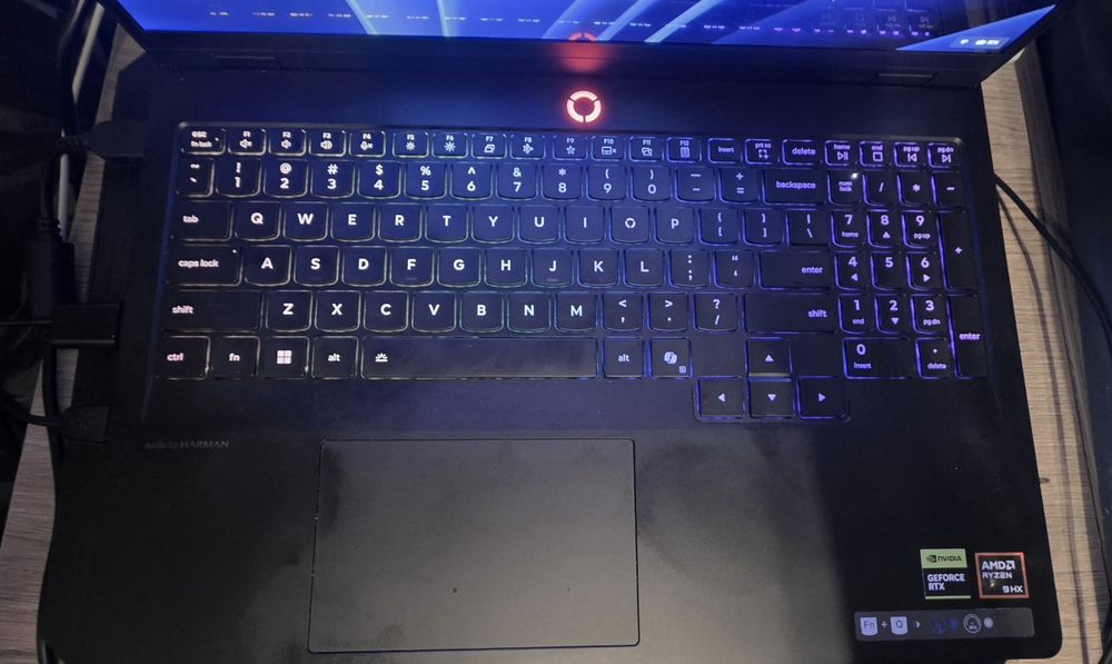 Lenovo Legion Pro 5 OLED с rtx5070 AMD Ryzen™ 9 9955НХ 5.40GHz 32gb DDR5 + подарък мишка и раница.