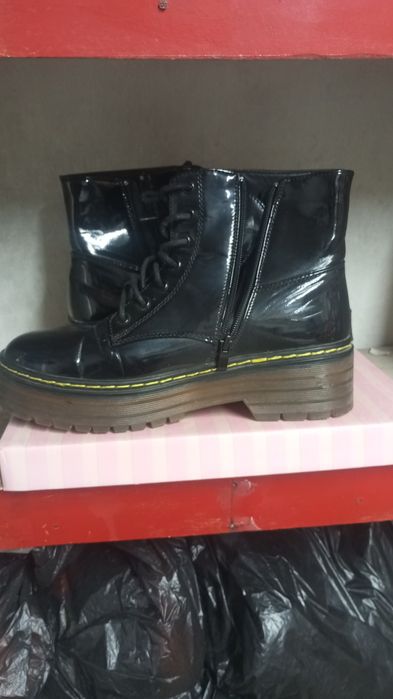 Осенние ботинки и осенние полусапожки