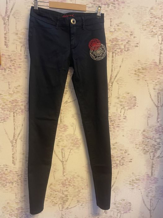 Pantaloni dama Desigual 26