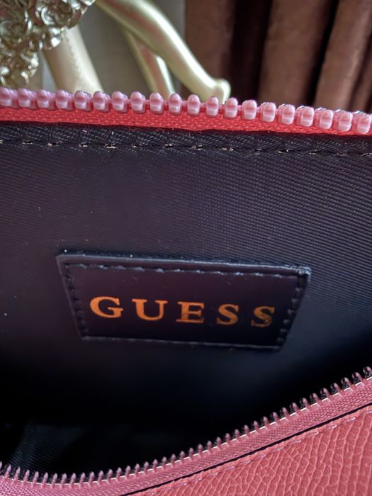 Дамска чанта Guess Нова