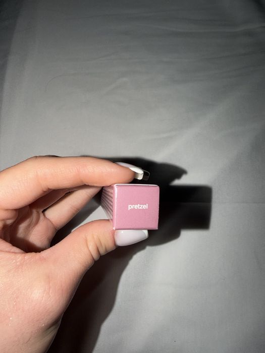 Rhode Peptide Lip Treatment Pretzel