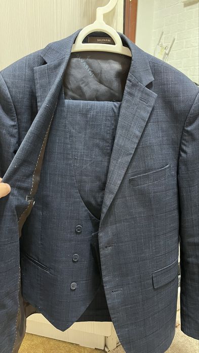 Костюм темно синий