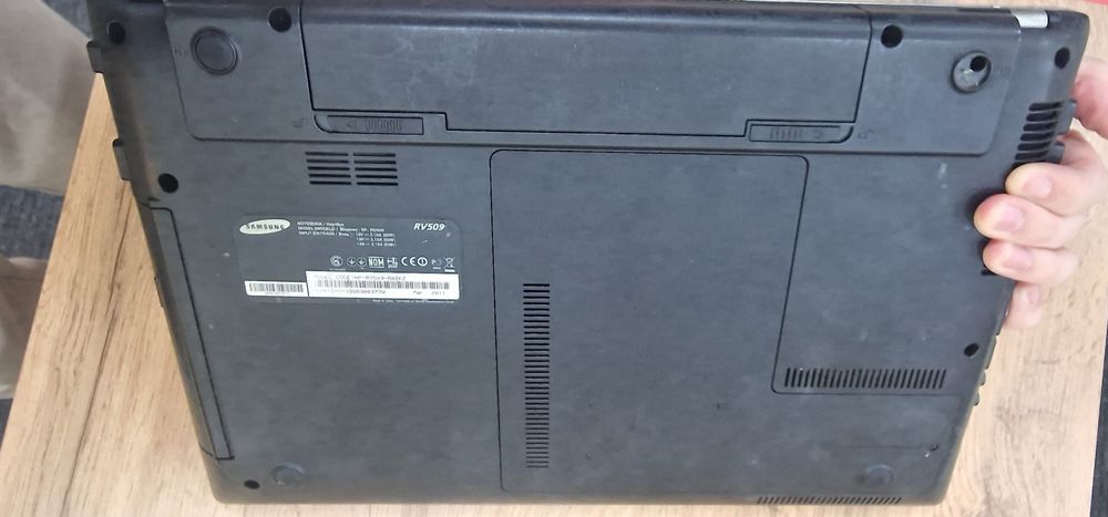 Продам ноутбук Samsung RV509
