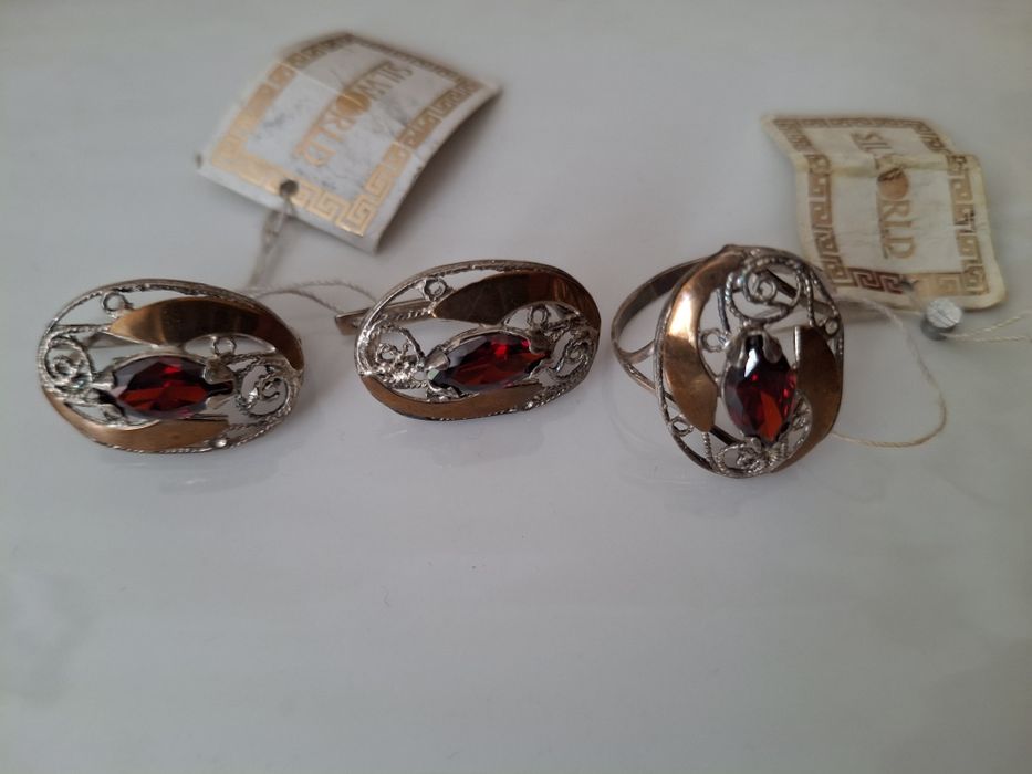 Продам комплект серебро на құдалык