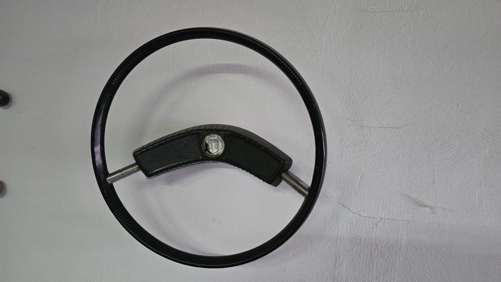 Volan Dacia, volan lada