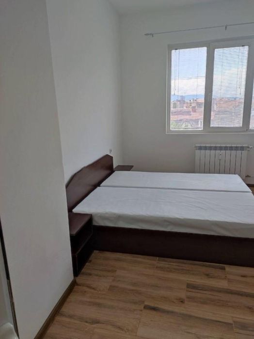 Дава се под наем Тристаен апартамент в София, Център - 90 кв.м за 650 € - Снимка #4