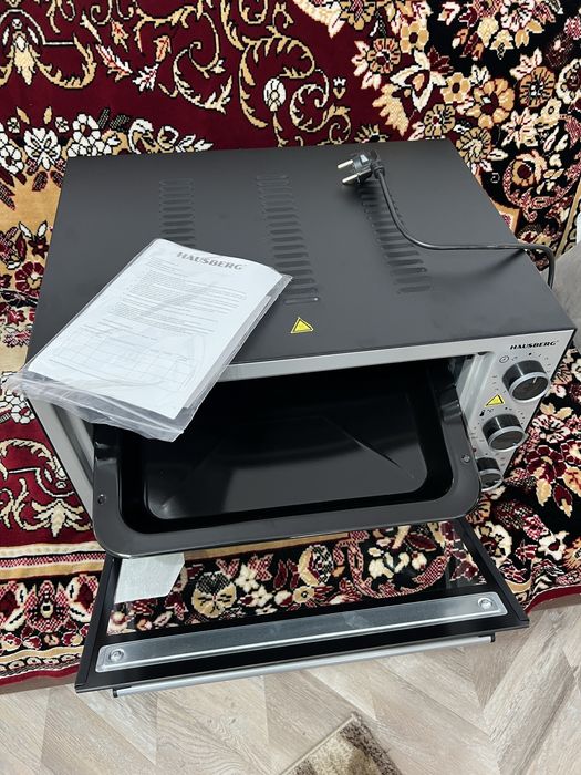 Vand cuptor electric  nou