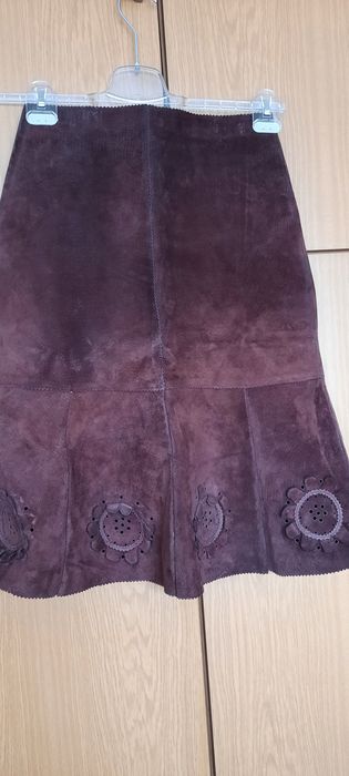 Дамски поли от качествен бг плат - изгодно