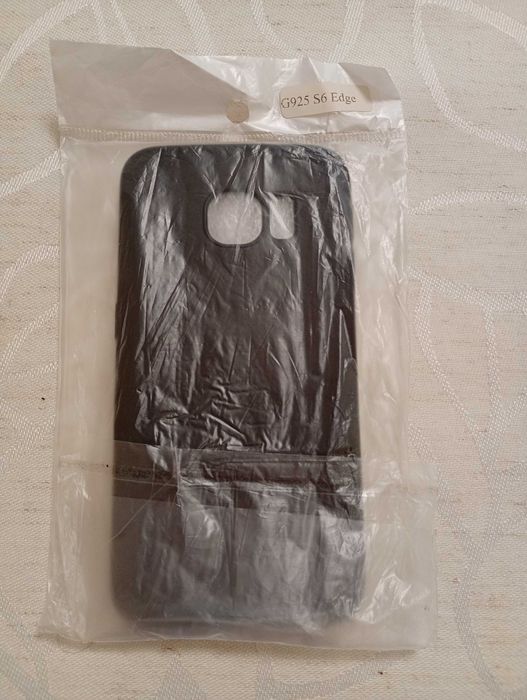 Продавам Samsung Galaxy S6 Edge