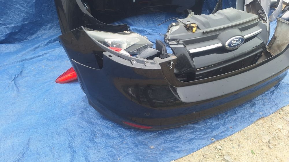 Fata completa ford focus 3 2.0 tdci  bara capota faruri tragar aripi oglinzi  triple