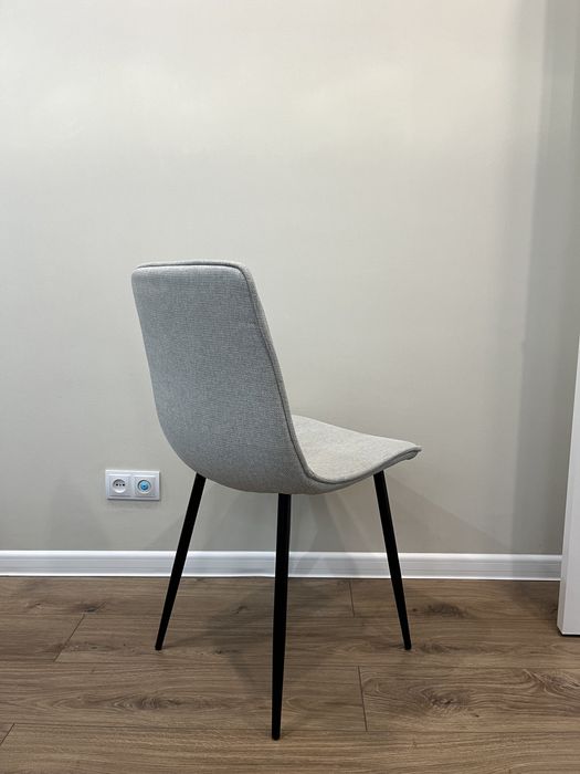 Продам стулья кухонные