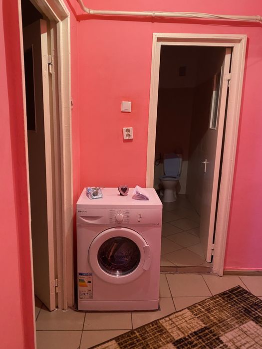 Inchiriez apartament cu 2 camere