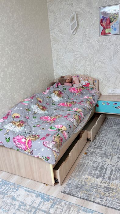 Кровать детская, подростковая с матрасом