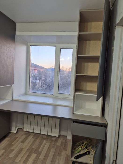 продаётся спальный шкаф