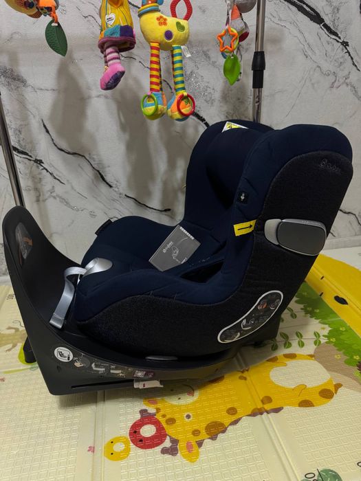 Продается автокресло фирмы Cybex