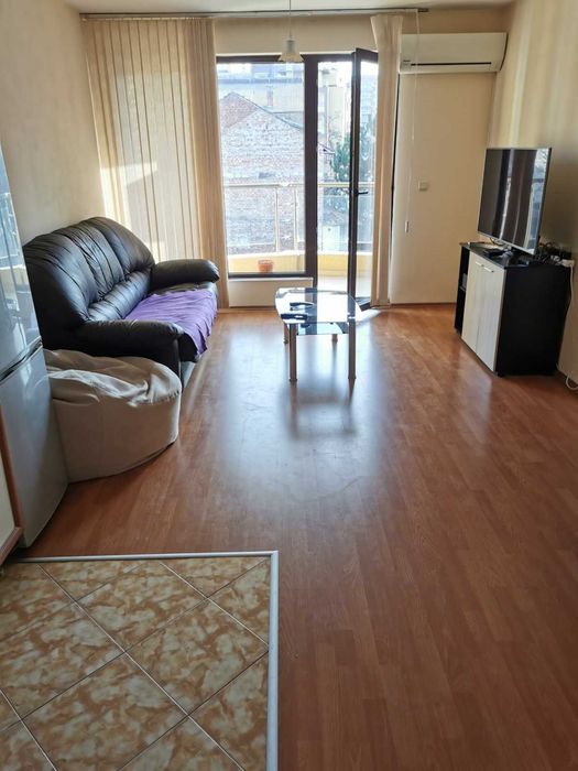 Дава се под наем Двустаен апартамент в София, Редута - 72 кв.м за 561 € - Снимка #2