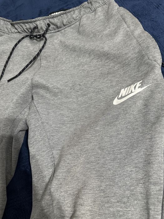 Pantaloni nike barbati