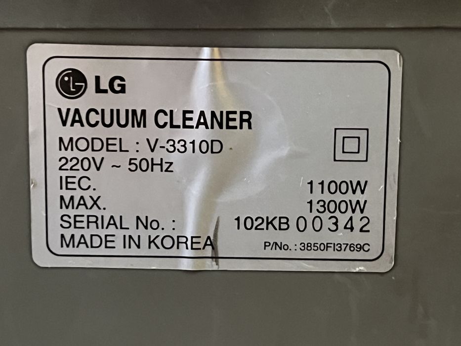 Пылесос LG V-3310D