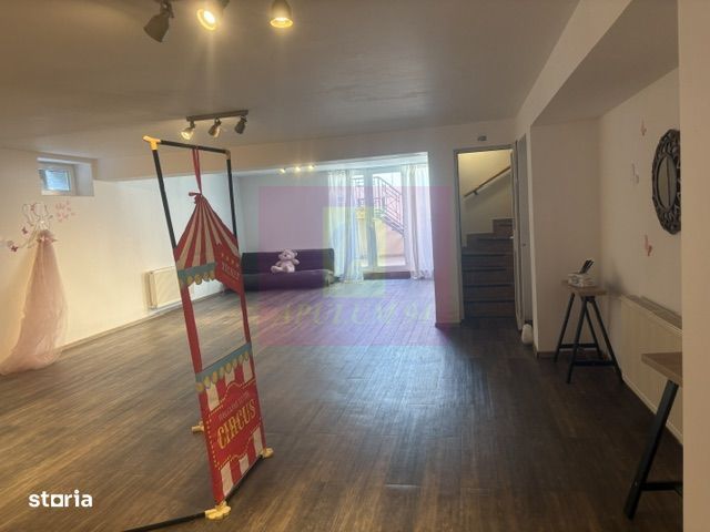 Vila D+P+1+M cu teren 446 mp Drumul Sarii.