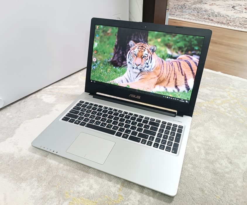 НОУТБУК Asus i5/ssd Windows 10.