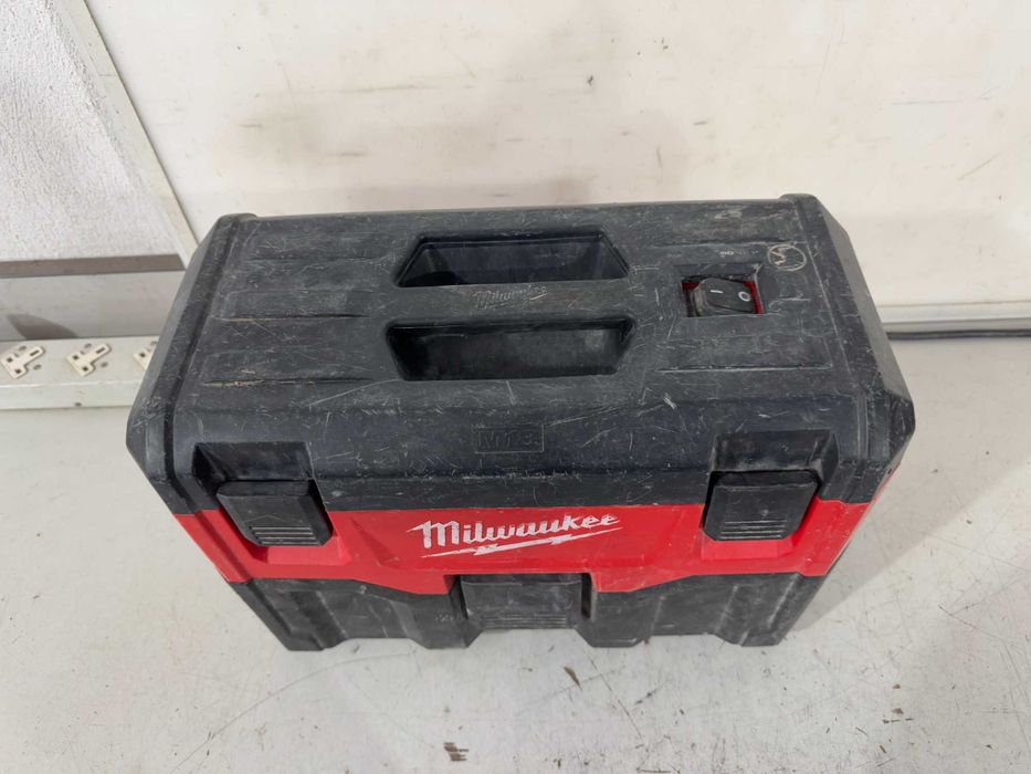 Прахосмукачkа - Milwaukee M18 VC-2