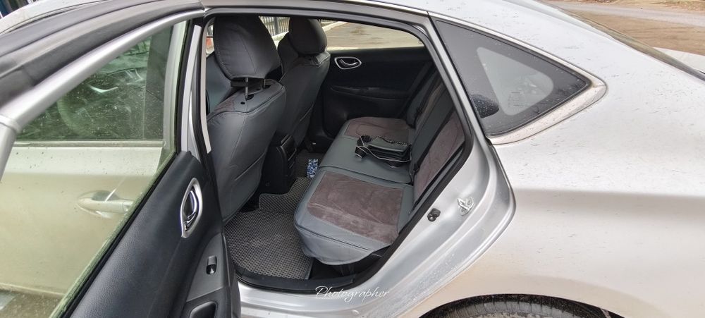 Ниссан автомобиль