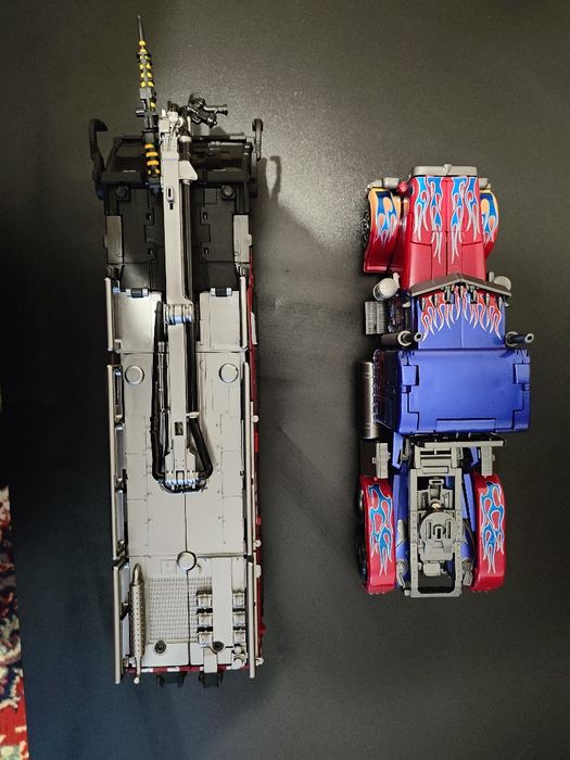 OV-01 BMB Оголемена Фигура на Sentinel Prime/Transformers