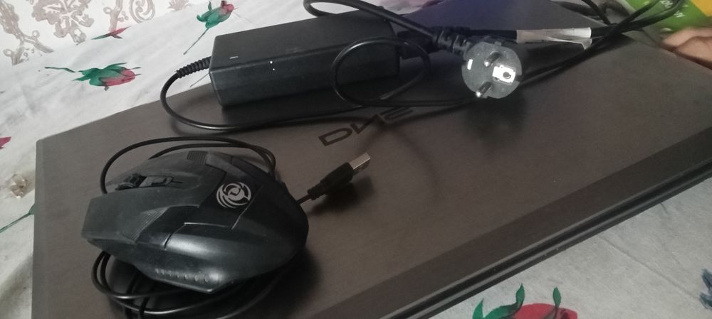 Komputer DNS.Model:W271ENQ