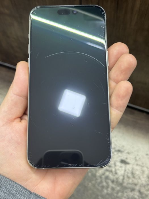 iPhone 15 pro max 256gb sim