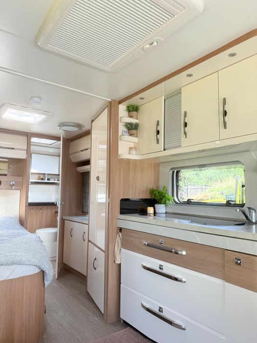 Vand Rulota Hobby 560 WFU