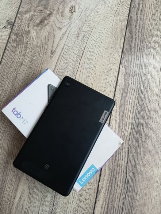 Таблет Lenovo tab M7