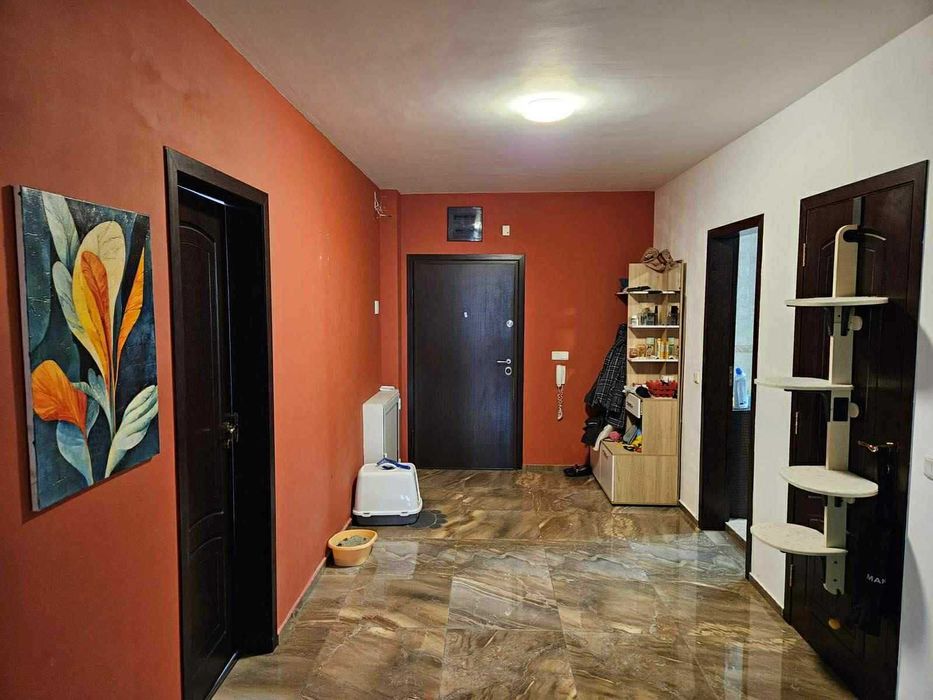 Дава се под наем Тристаен апартамент в София, Център - 150 кв.м за 1151 € - Снимка #9