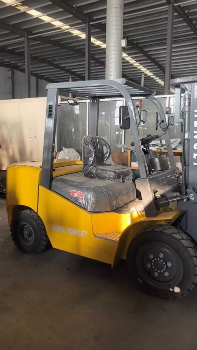 Вилочный погрузчик Кара HENGLI