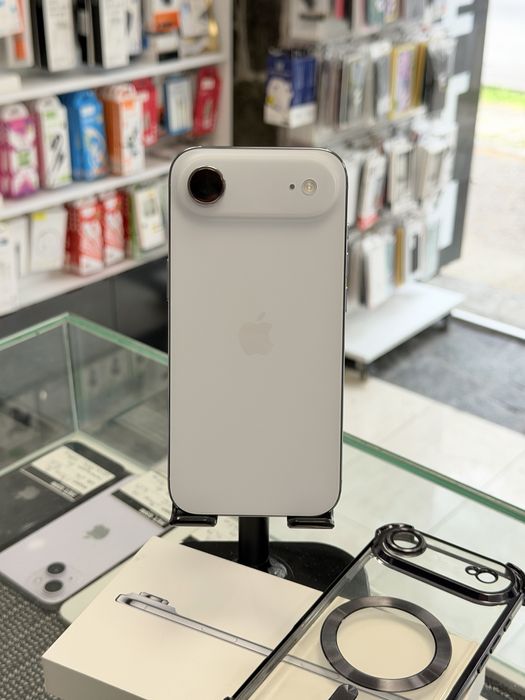 Apple iPhone Air 256GB Sky Blue