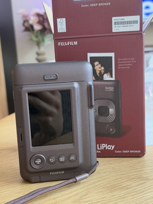 Фотоапарат за моментални снимки Fujifilm Instax Mini LiPlay (Deep Bronze)