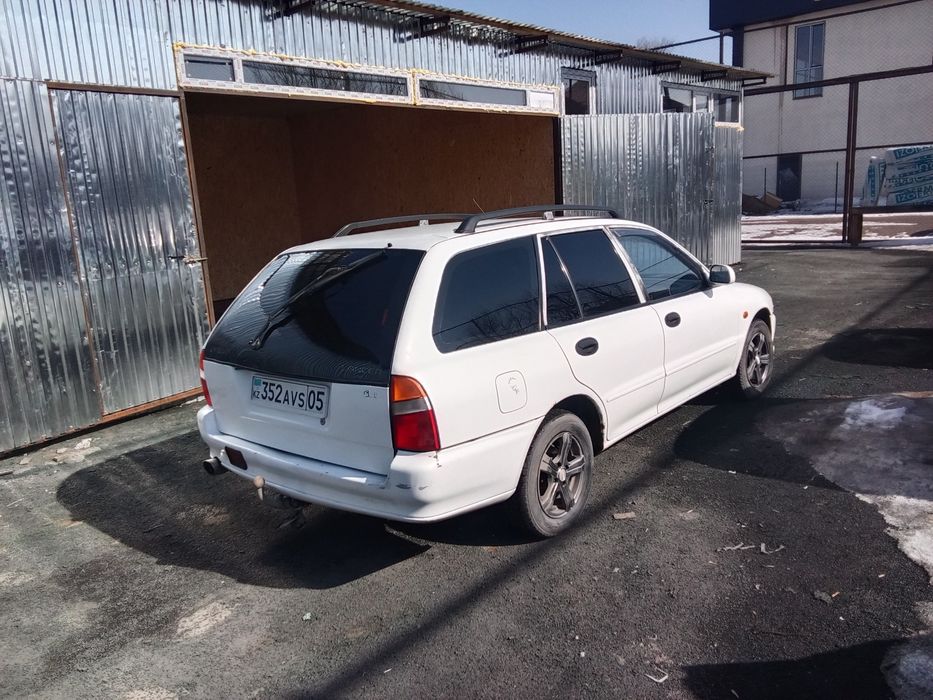 Продам Митсубиси лансер