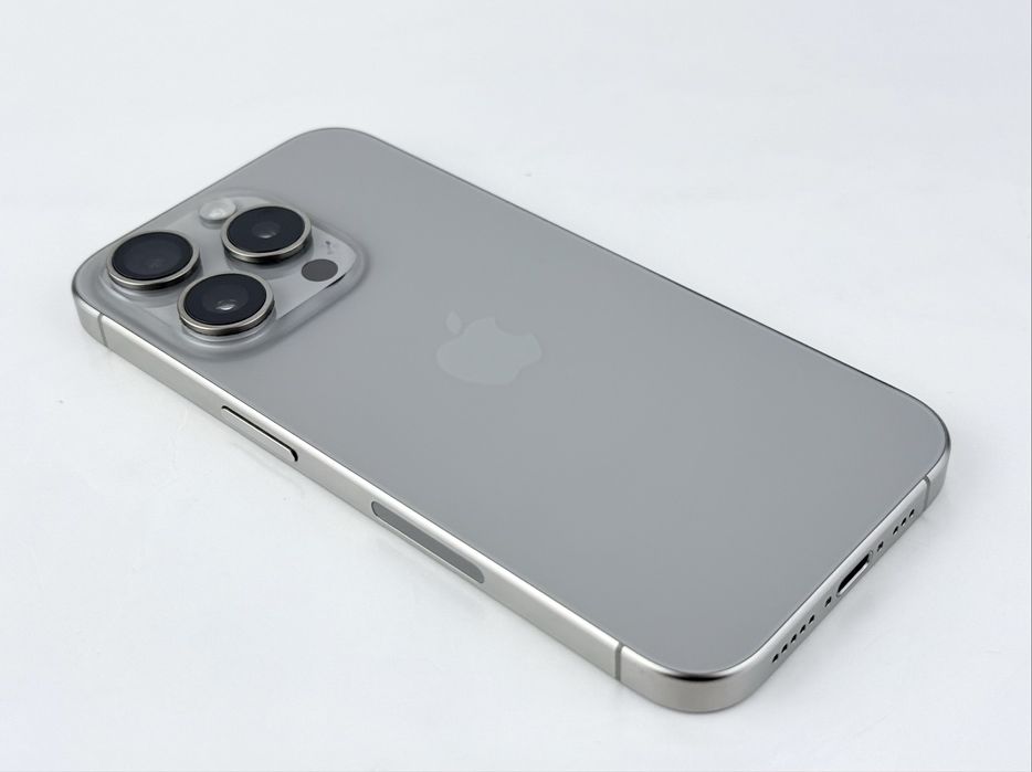 Apple iPhone 15 Pro 128GB Natural Titanium USA Перфектен! Гаранция!