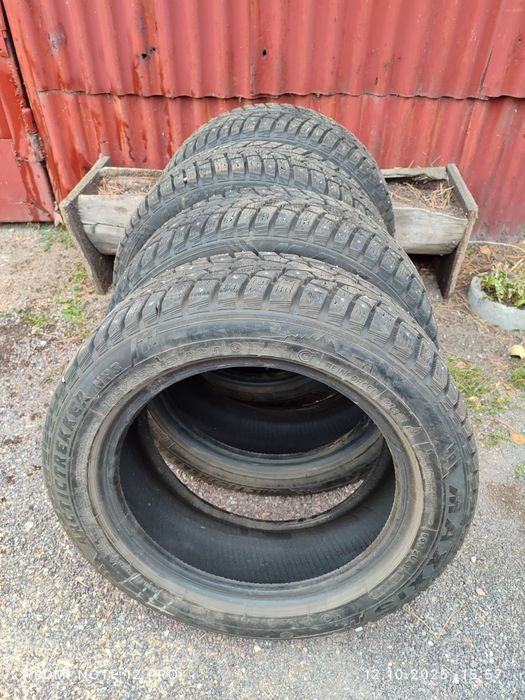 Продам резину.  .