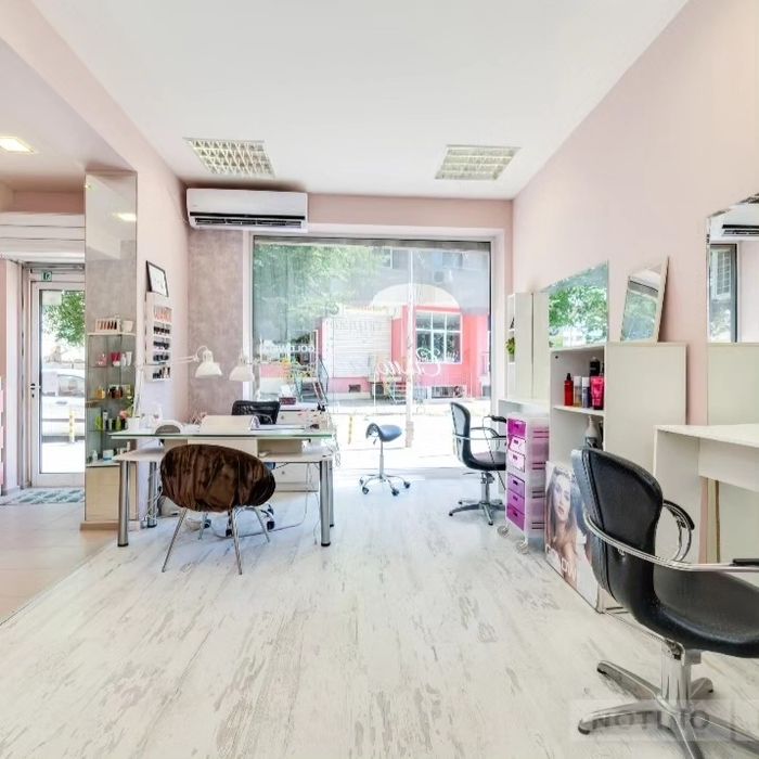 Дава се под наем  в Варна, Базар Левски -  кв.м за 91.8 € - Снимка #1