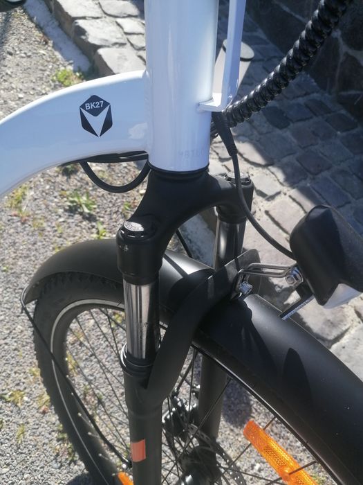 Bicicleta electrica noua