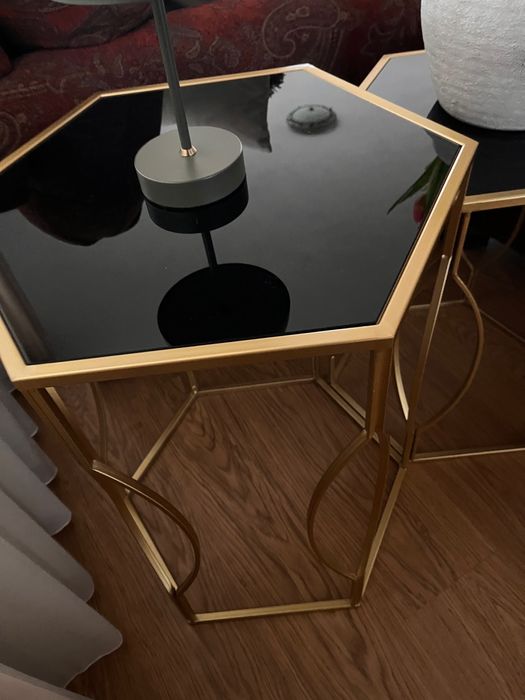 Set de măsuțe de accent