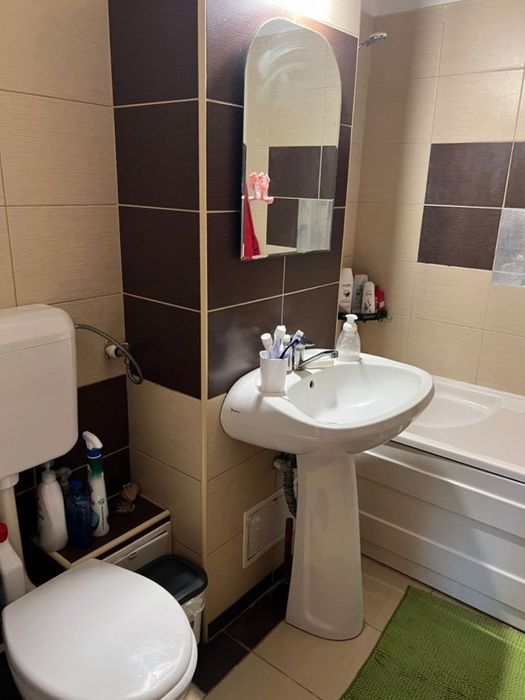 Apartament 3 camere, loc parcare