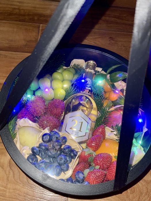 Подарочные коробки подарок