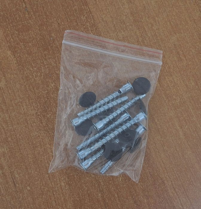 Компьютерный игровой стол.